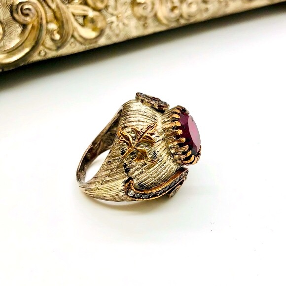 Rare Vintage Ornate Rhinestone Ring - Picture 9 of 16